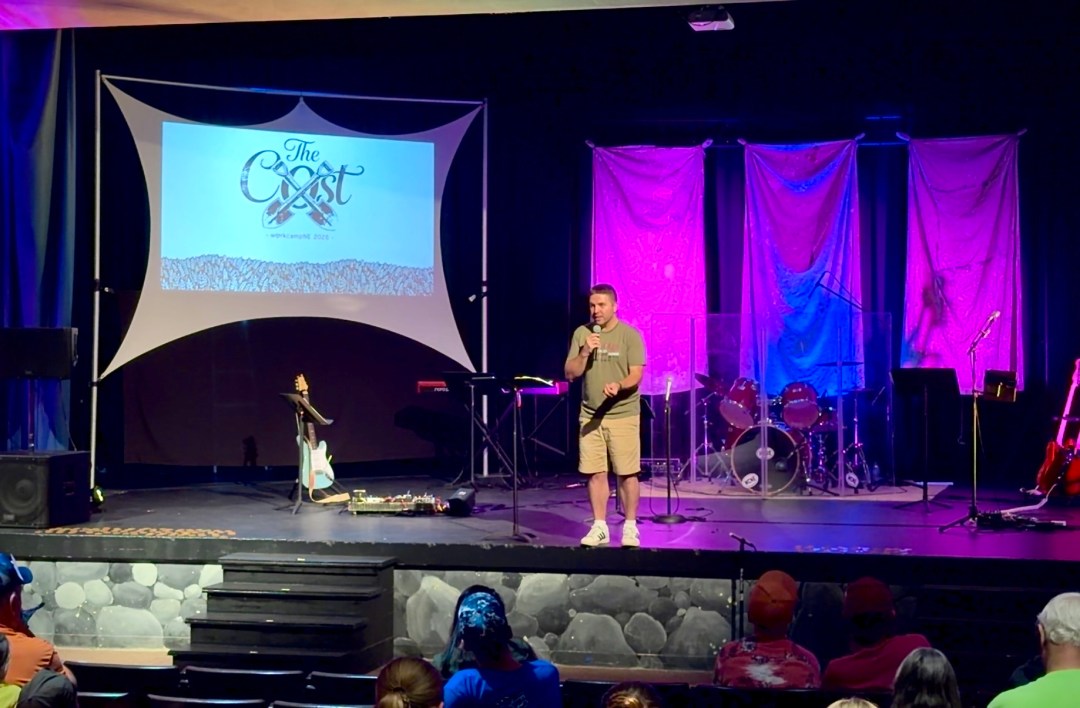 Steve speaking to a group of teenagers at worcampNE 2026